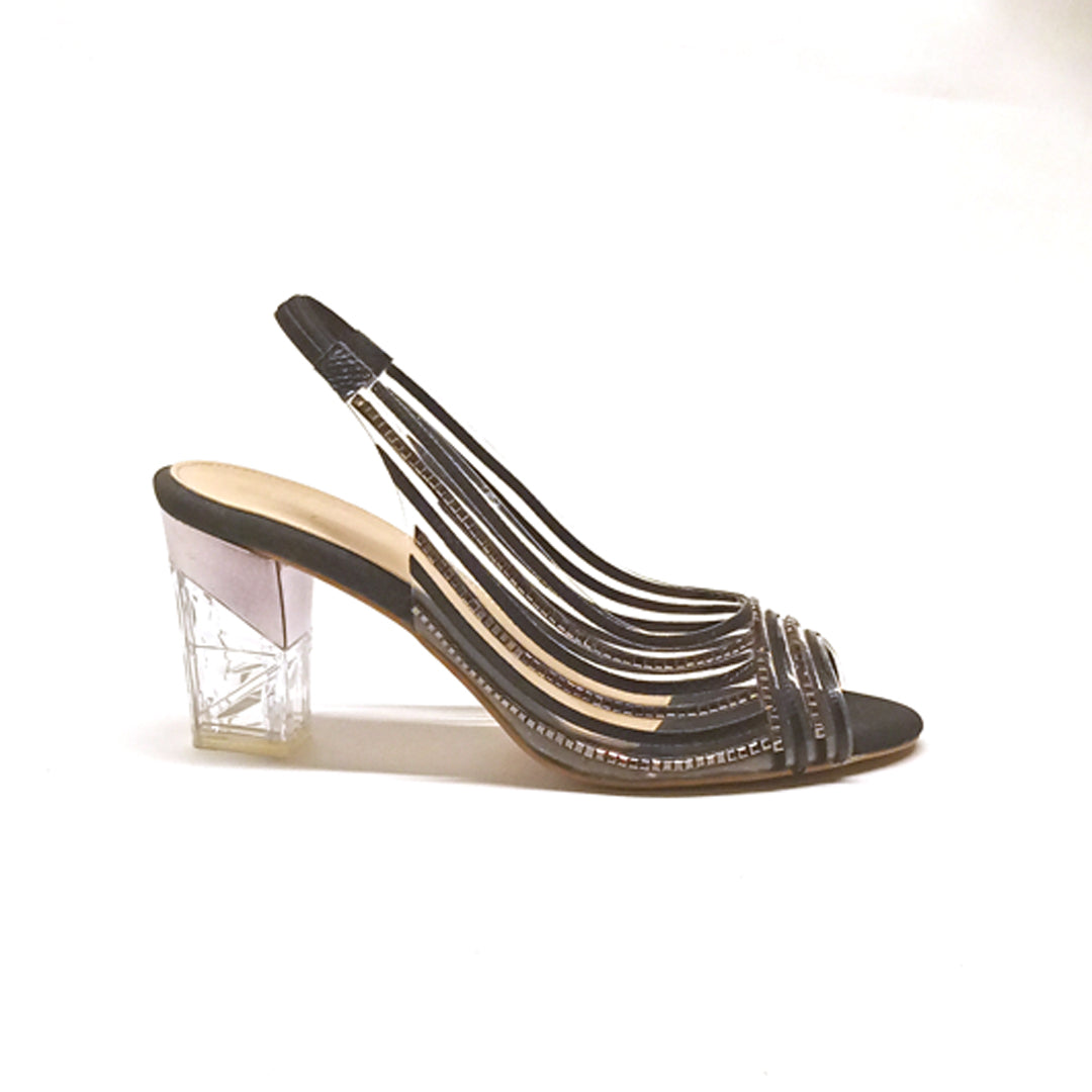 Heeled pumps and platforms in black glazed leather | Jonak